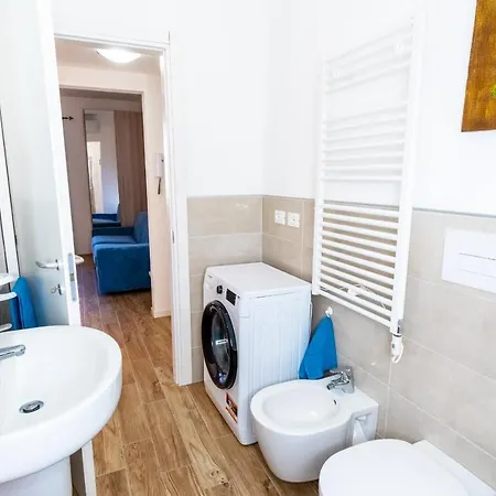 A Due Passi Dal Mare - 50mt Dalla - Piscina Condominiale - Pms Casevacanze * Badesi