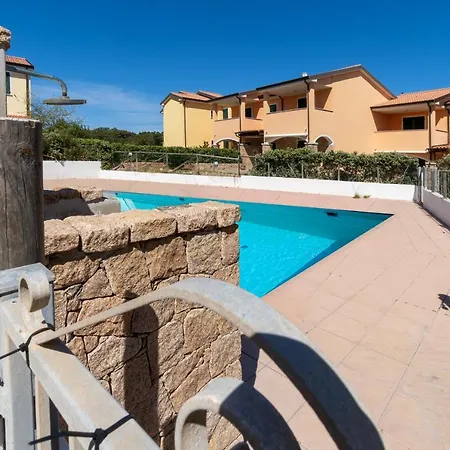 A Due Passi Dal Mare Lt - 50mt Dalla - Piscina Condominiale - Pms Casevacanze Badesi